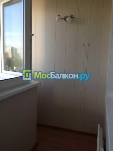 Отделка балкона и лоджии пластиковыми ПВХ панелями в Фрязино от компании МосБалкон