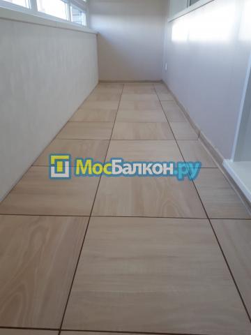 Остекление лоджии 4.8 метров окнами REHAU