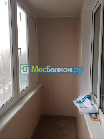 Отделка балкона и лоджии пластиковыми ПВХ панелями в Фрязино от компании МосБалкон