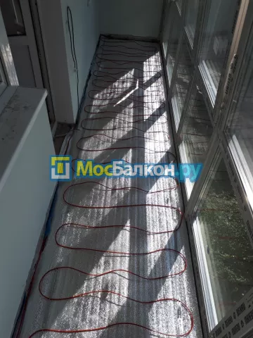 Услуги и дополнительные опции для остекления балконов от компании МосБалкон в Москве
