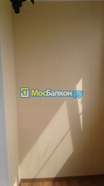 Отделка балкона и лоджии пластиковыми ПВХ панелями в Фрязино от компании МосБалкон
