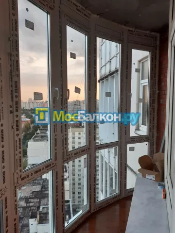Панорамное остекление заказать под ключ по выгодной цене в Фрязино от компании МосБалкон